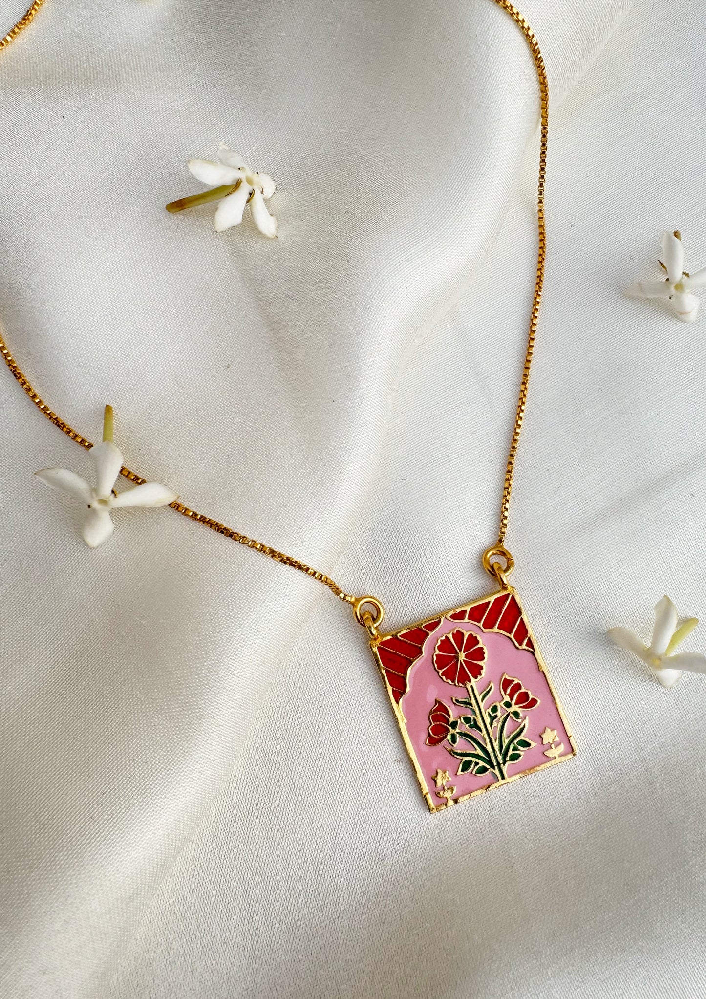 RED BUTA MEENAKARI PENDANT