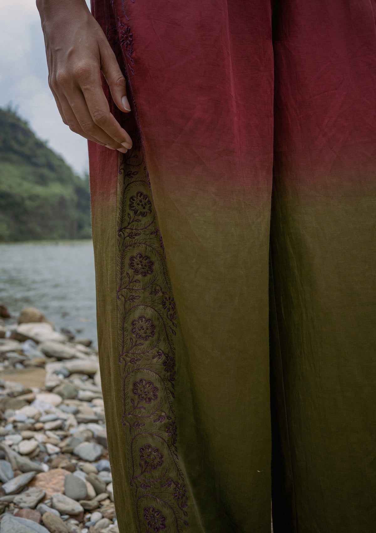 LUCKNOW PANTS OMBRE EMBROIDERED