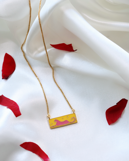 LEOPARD PENDANT PINK AND GOLD MEENAKARI