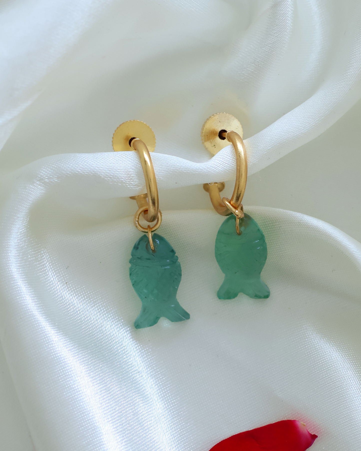 FLUORITE FISH HOOPS