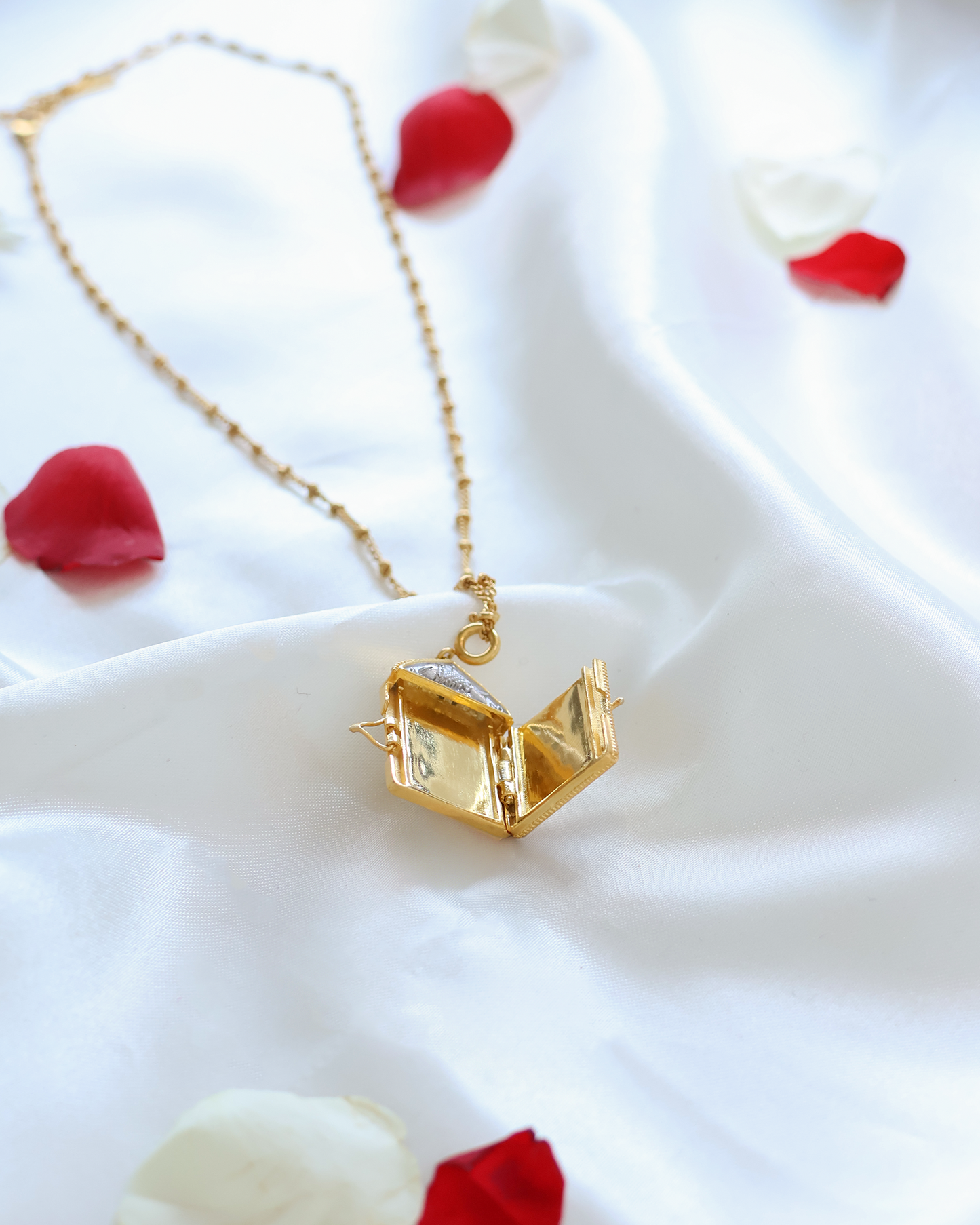 SILBATTA PENDANT