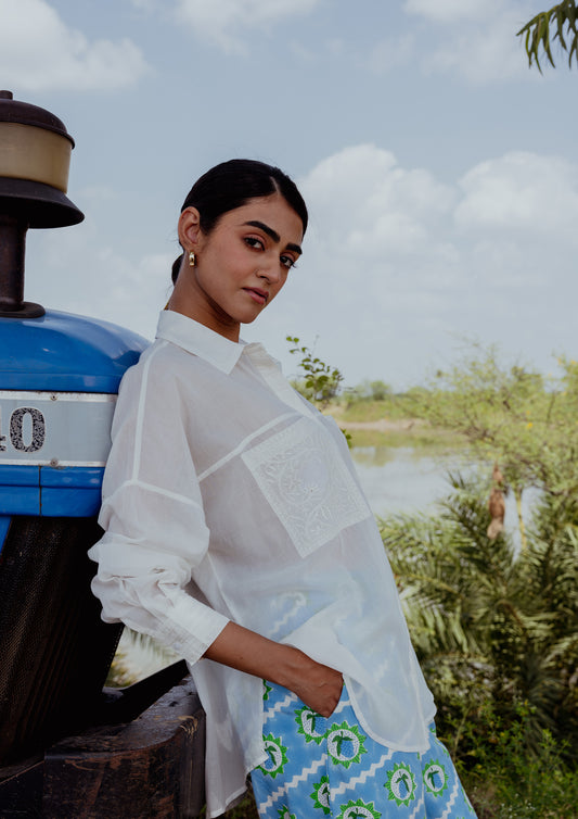 JAIGARH SHIRT WHITE CHIKANKARI