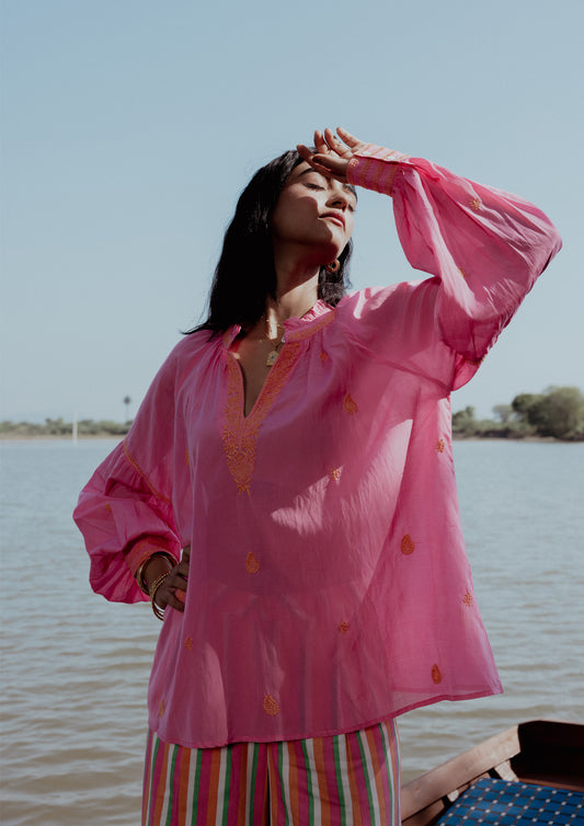 MAHAL BLOUSE CHIKANKARI