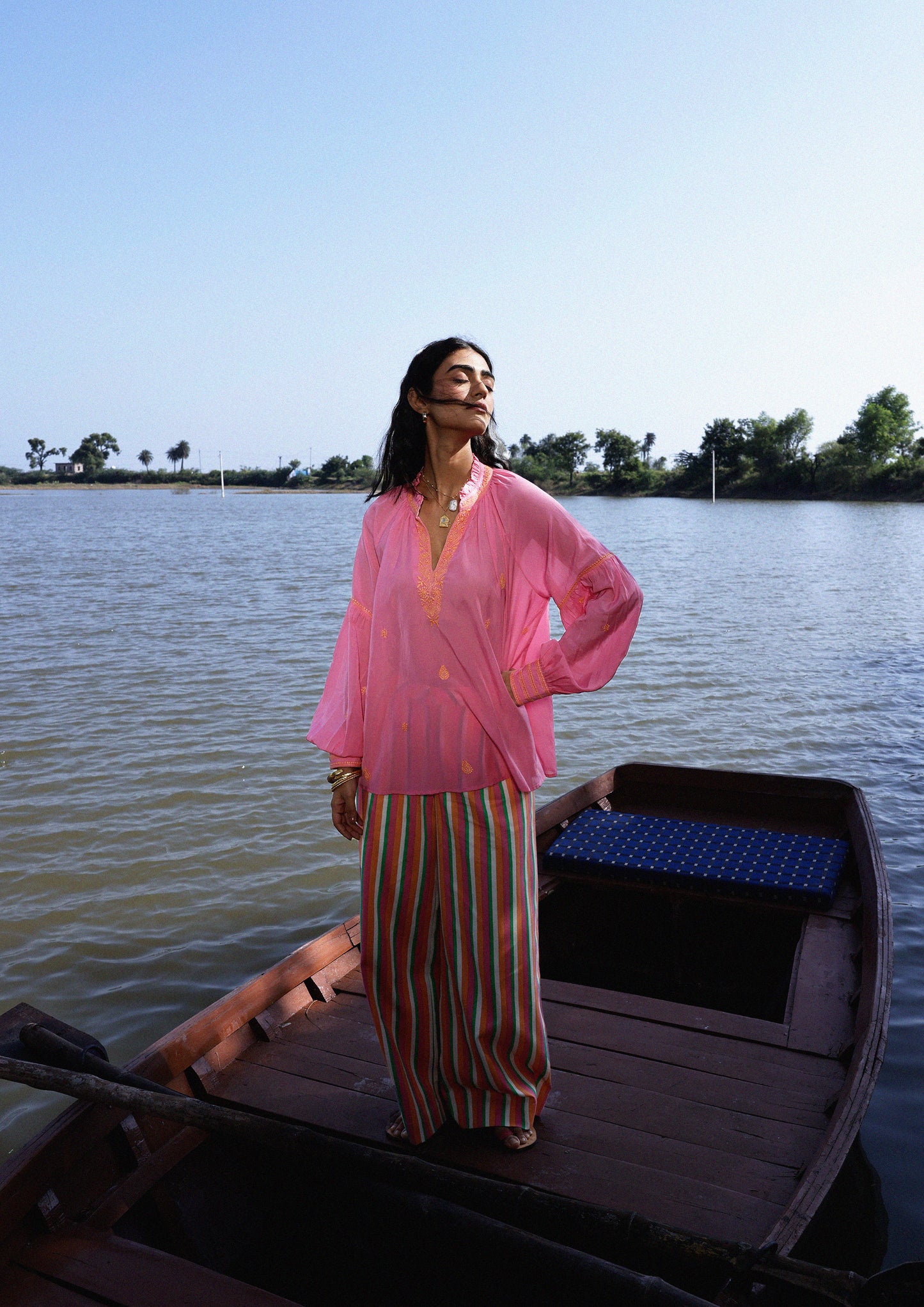 MAHAL BLOUSE- CHIKANKARI