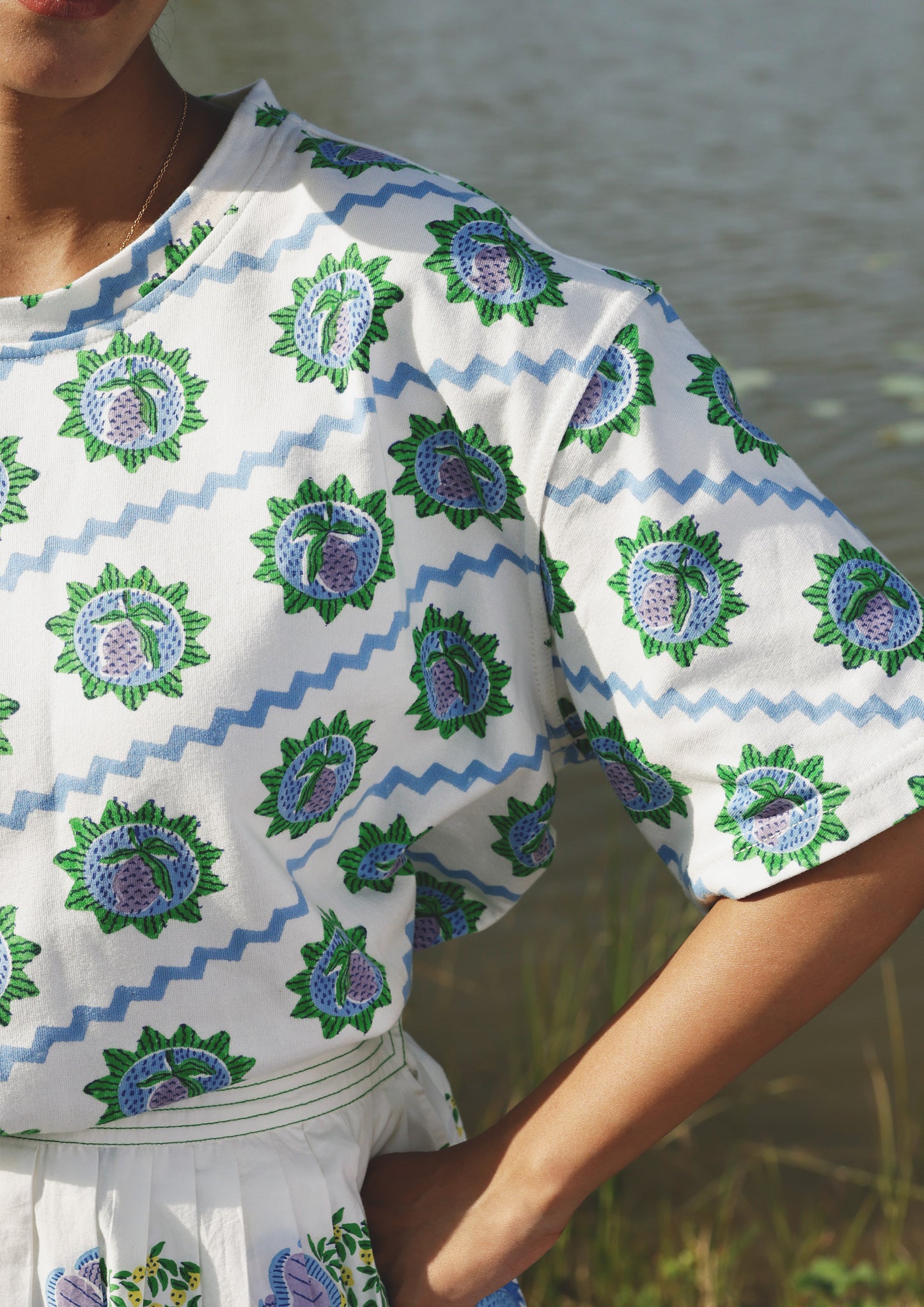 T- SHIRT- BLUE MANGO