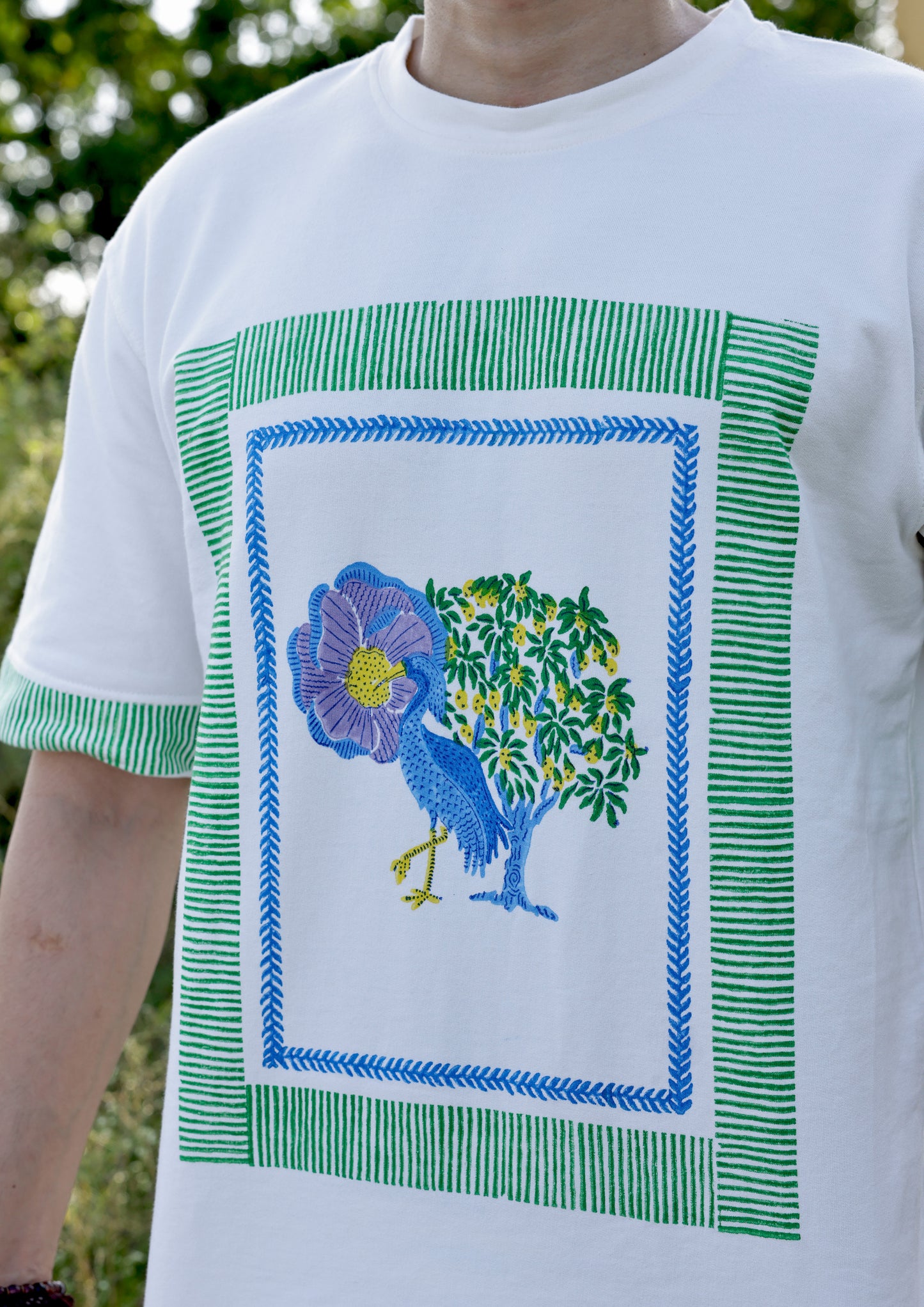 UNISEX T SHIRT- BLUE CRANE