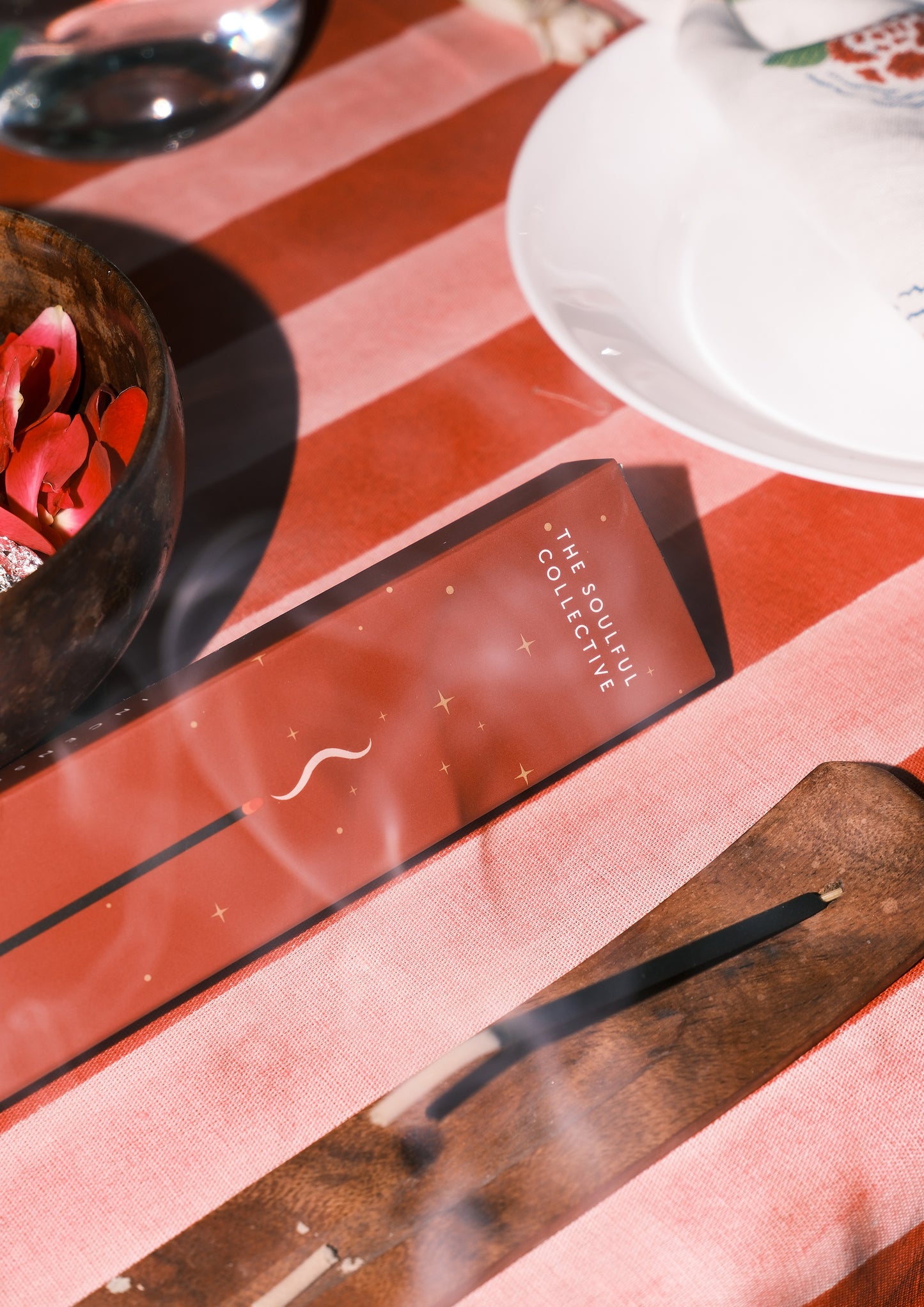 INCENSE STICKS - CINNAMON AND VANILLA