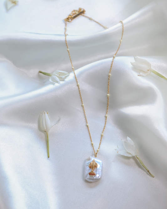 FISH PEARL PENDANT